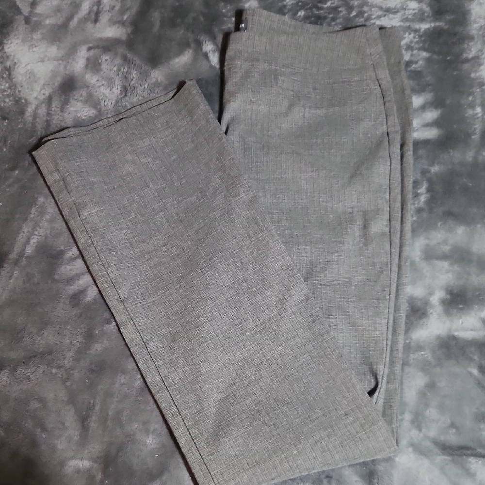 Van Heusen Classic Gray Dress Pants